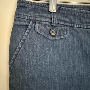 Dockers Collection Mid Rise Curvy Women’s Shorts, Size 10